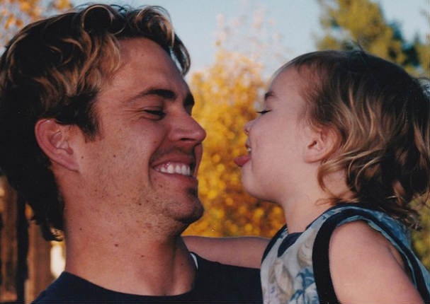 Hija de Paul Walker comparte encantadora foto junto a su padre y conmueve a sus seguidores (FOTO)