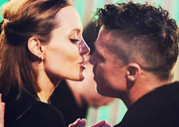 Angelina Jolie y Brad Pitt lucen su amor en redes sociales (FOTOS)