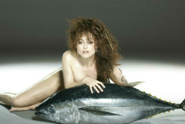 Helena Bonham Carter posa desnuda por una buena causa (FOTOS)