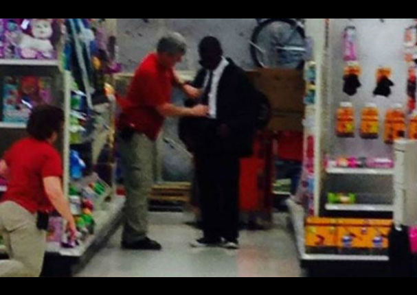 Su foto se volvió viral y consiguió trabajo