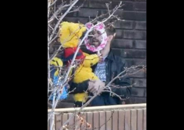 Milan Piqué se disfraza de Winnie Pooh (FOTOS)