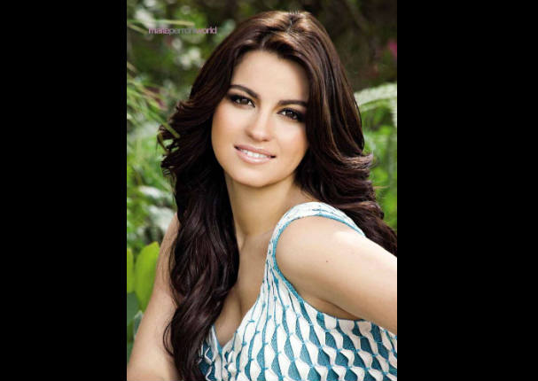 Premio Lo Nuestro 2015: Maite Perroni sorprende con atrevido escote (FOTOS)