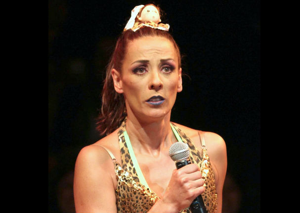 Mira cómo luce Consuelo Duval a dos meses de haberse rapado (FOTOS)