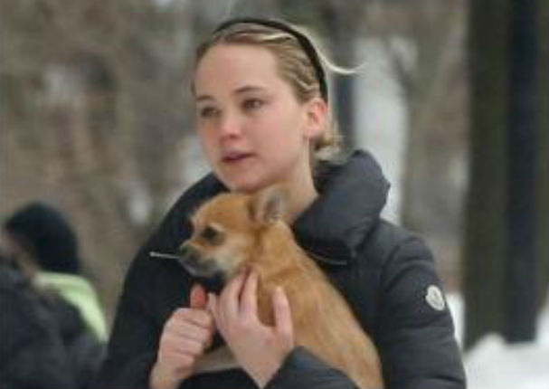 Jennifer Lawrence se deja ver sin maquillaje (FOTOS)