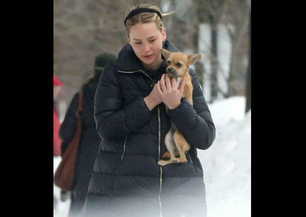 Jennifer Lawrence se deja ver sin maquillaje (FOTOS)