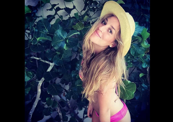 Raffaela Camet luce su figura en bikini (FOTOS) Raffaela Camet luce su figura en bikini (FOTOS)