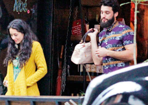La actriz Bárbara Mori fue captada junto a su novio (FOTOS)