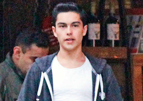 La actriz Bárbara Mori fue captada junto a su novio (FOTOS)