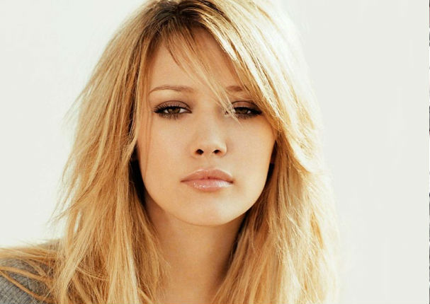 Hilary Duff alborota las redes sociales con esta foto