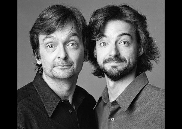 Mira las asombrosas fotos de 'gemelos' que no son familia