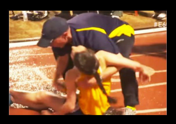 ¡Inspirador! Conoce la increíble historia de la corredora que se desploma después de cada carrera ( VIDEO)