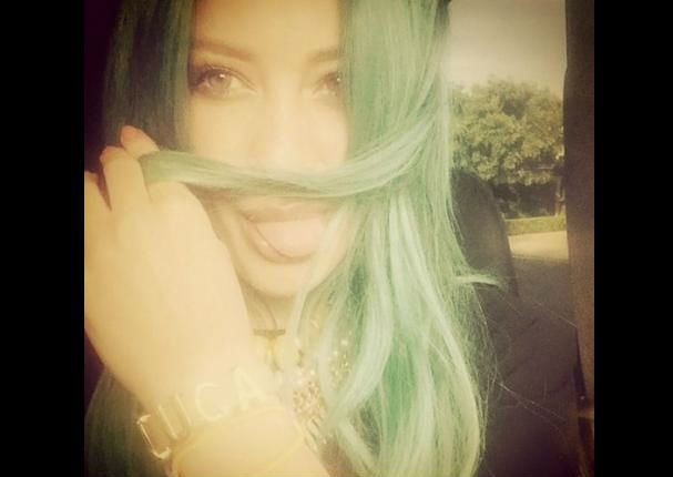 Mira el radical cambio de look de Hilary Duff (FOTOS)