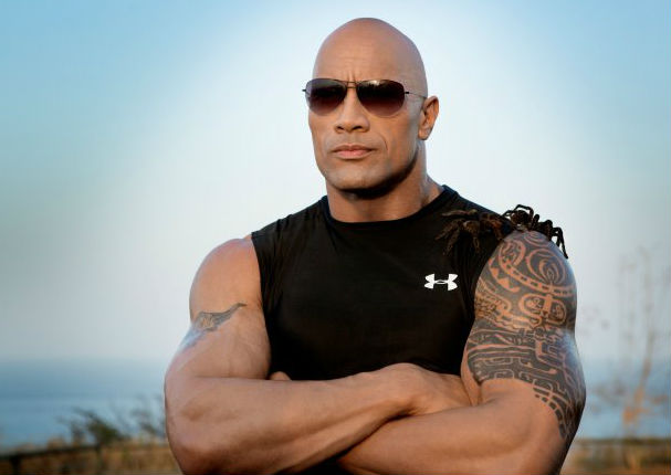 'La Roca' bailó al estilo John Travolta (VIDEO)