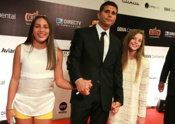 Christian Meier asistió al avant premiere de Asu Mare 2 con sus hijas (FOTOS) Christian Meier asistió al avant premiere de Asu Mare 2 con sus hijas (FOTOS)