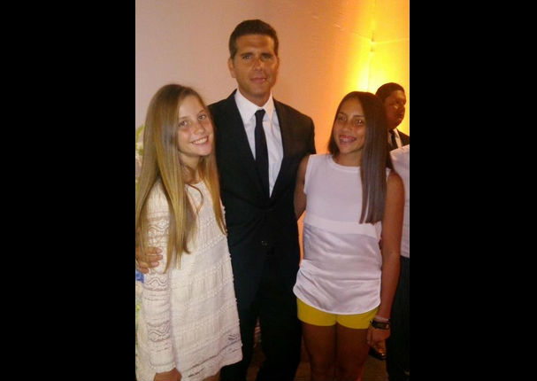 Christian Meier asistió al avant premiere de Asu Mare 2 con sus hijas (FOTOS) Christian Meier asistió al avant premiere de Asu Mare 2 con sus hijas (FOTOS)