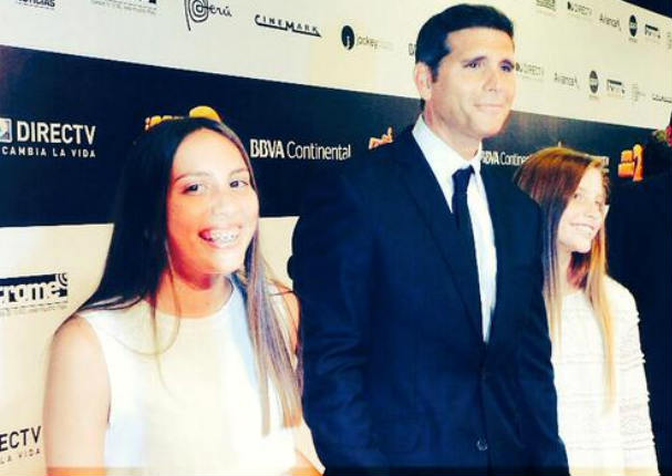 Christian Meier asistió al avant premiere de Asu Mare 2 con sus hijas (FOTOS) Christian Meier asistió al avant premiere de Asu Mare 2 con sus hijas (FOTOS)