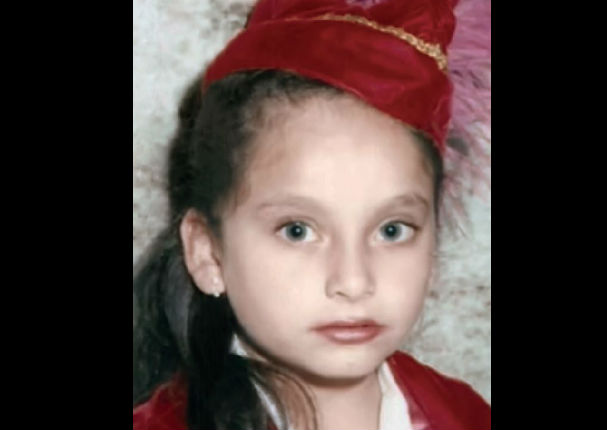 ¿Quién es esta tierna niña? En la actualidad es una reconocida actriz