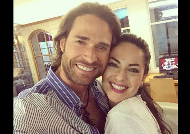 Sebastián Rulli y Maite Perroni apoyaron a ONG de Bárbara Mori  (FOTOS)
