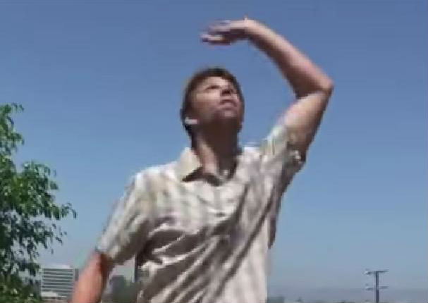 Le quiso pedir matrimonio pero algo sale mal...o eso parece (VIDEO)