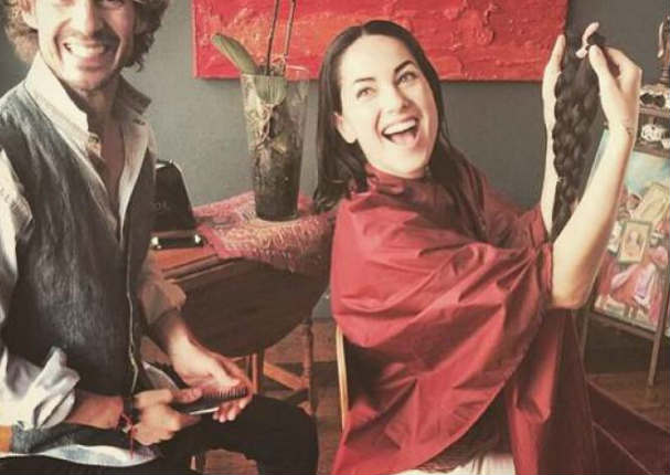 Bárbara Mori dona su cabello (VIDEO)