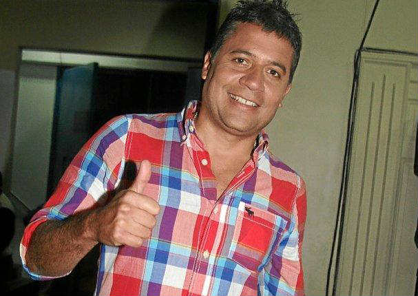 Publican comprometedoras fotos de Mathías Brivio ebrio