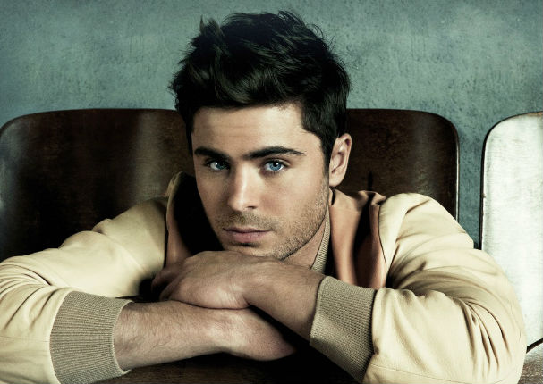 ¡Alucinante! Mira a Zac Efron nadando entre tiburones (VIDEO)