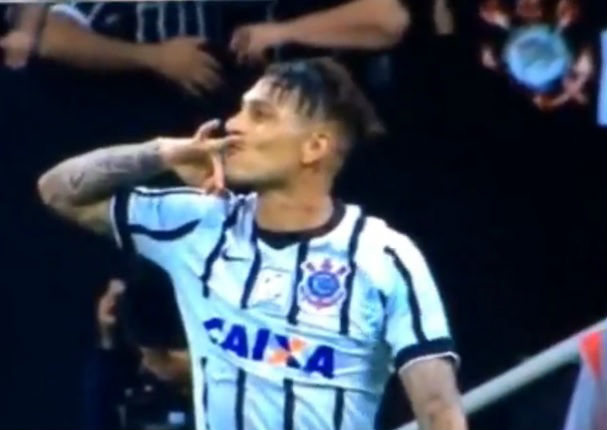 Mira cómo Paolo Guerrero le dedicó un gol a Alondra García Miró (FOTO)