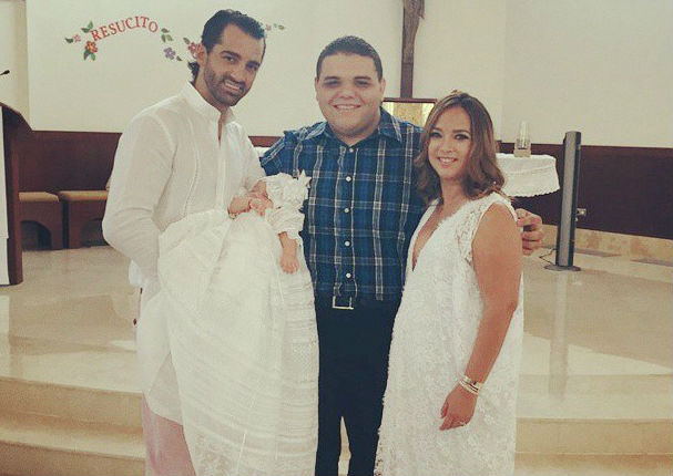 Mira cómo fue el bautizo de la hija de Adamari López (FOTOS) Mira cómo fue el bautizo de la hija de Adamari López (FOTOS)