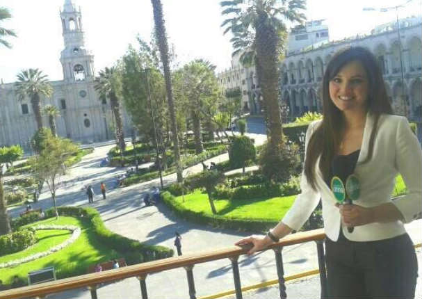 Periodista anunció que tiene tres meses de embarazo (VIDEO)