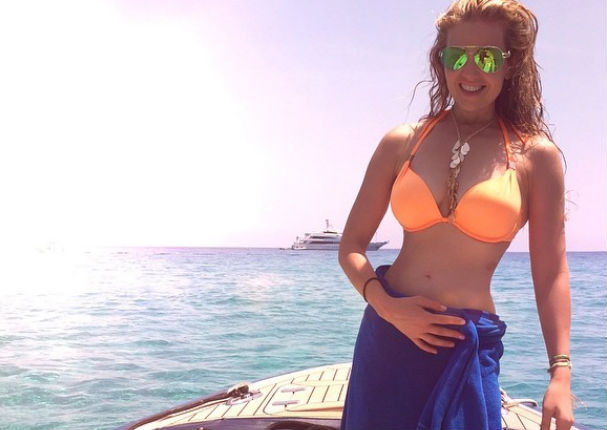 Thalía presume su hermosa figura en bikini (FOTOS)
