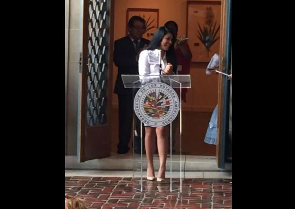 Maricarmen Marín cantó el Himno Nacional en la Casa Blanca