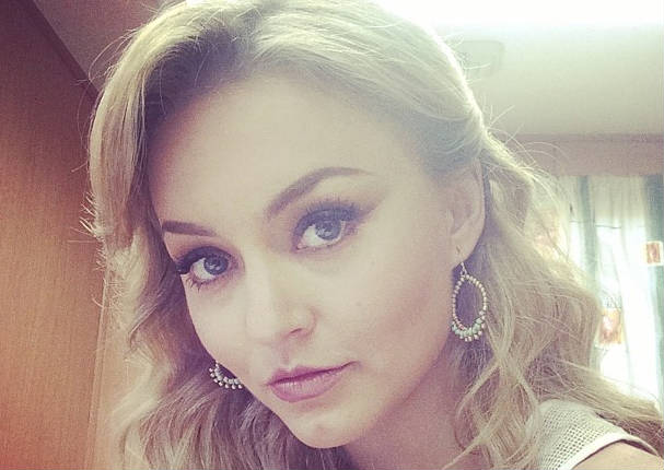 Angelique Boyer sufrió maltrato (VIDEO)