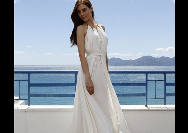 Las fotos más sexys de la protagonista de 'Ezel' y 'Sila' (FOTOS)