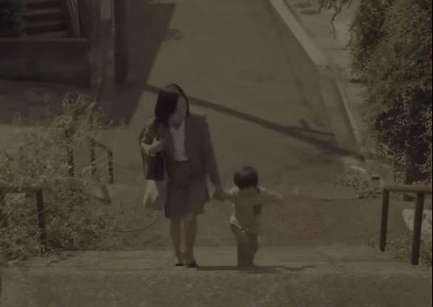 Solo dos palabras de su hijo bastaron para que ella tuviera esta revelación (VIDEO)