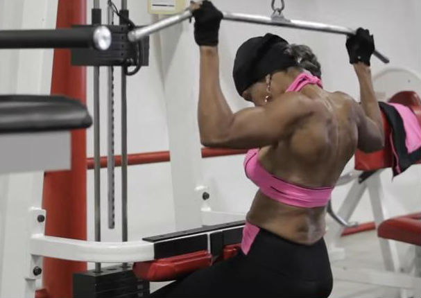 Ella es fisicoculturista a sus 77 años y está inspirando a todo el mundo (VIDEO)