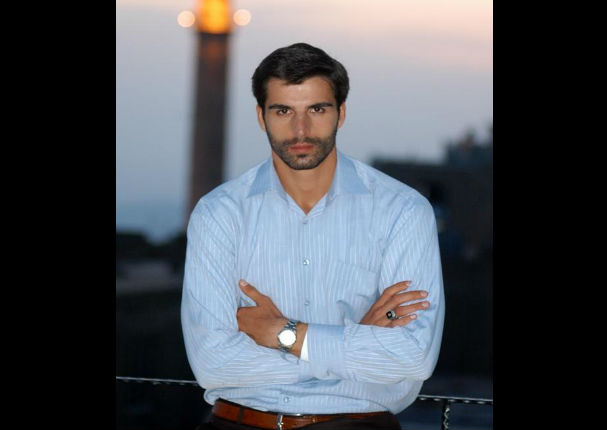 Las 10 fotos más sexys del protagonista de 'Sila, cautiva por amor' (FOTOS) Las 10 fotos más sexys del protagonista de 'Sila, cautiva por amor' (FOTOS)