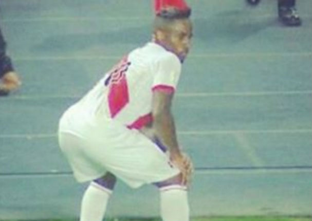 Juan Vargas troleó a Jefferson Farfán  por su baile del 'Totó' (FOTOS)