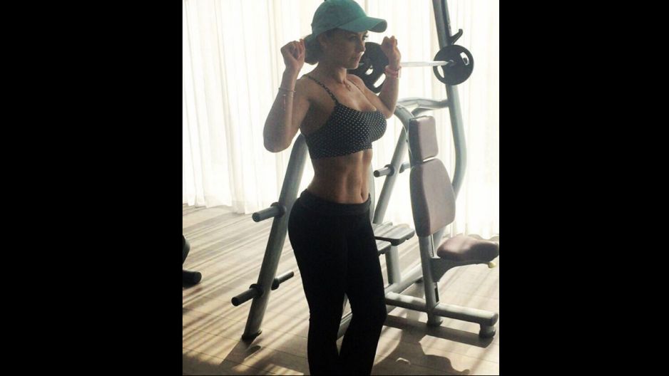 Aracely Arámbula enciende las redes sociales con sensuales fotos Aracely Arámbula enciende las redes sociales con sensuales fotos