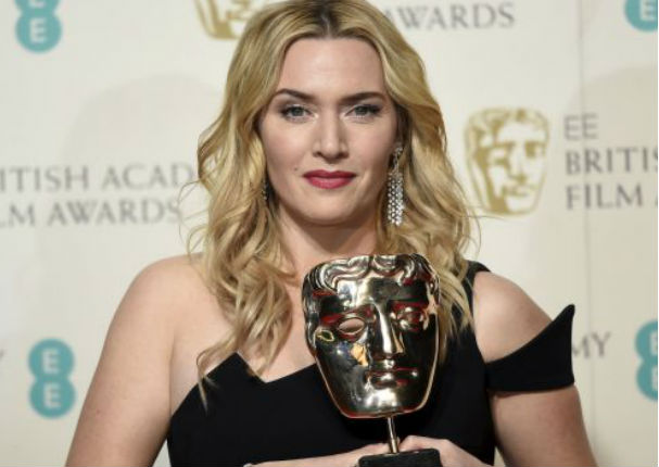 Kate Winslet, actriz dio inspirador mensaje para todas las mujeres (VIDEO)