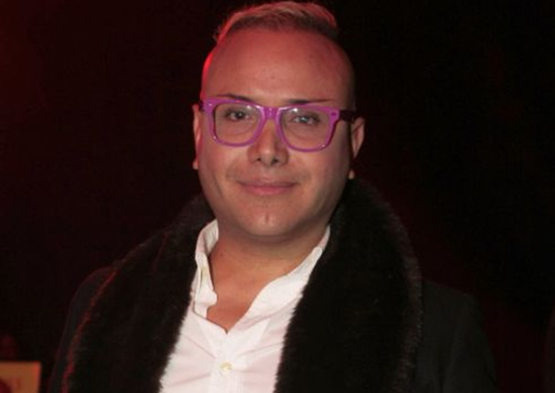 Twitter: Carlos Cacho humilló a conductora de TV