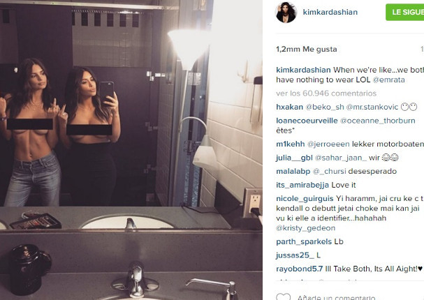 Kim Kardashian y Emily Ratajkowski alborotan Instagram con sexy foto en topless