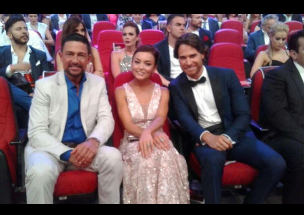 Angelique Boyer y Sebastián Rulli demuestran que son el uno para el otro en los Premios TVyNovelas