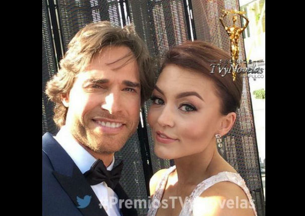 Angelique Boyer y Sebastián Rulli demuestran que son el uno para el otro en los Premios TVyNovelas