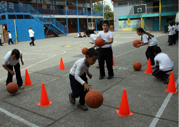 Para el 2017 nuevo currículo escolar tendrá más horas de inglés, deporte y arte