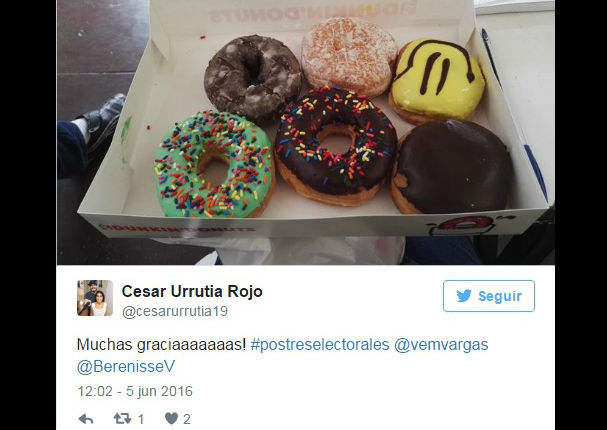 Elecciones 2016: Electores agradecieron tiernamente a miembros de mesa (FOTOS) Elecciones 2016: Electores agradecieron tiernamente a miembros de mesa (FOTOS)