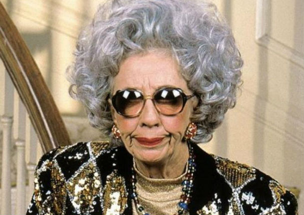 La Nana: Muere la abuela Yetta a los 87 años
