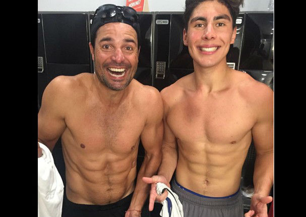 Chayanne y su hijo enloquecen Instagram con musculoso cuerpo (FOTO)