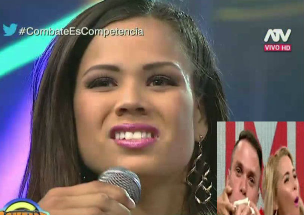 Combate se burla de Andrea San Martín con polémico gesto en vivo