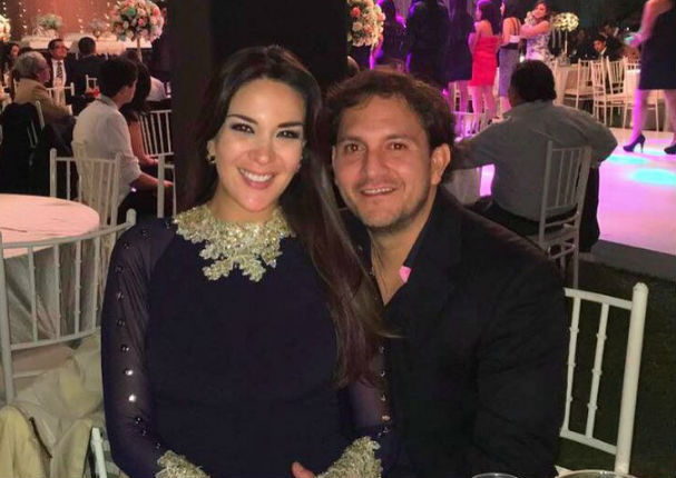 Silvia Cornejo está embarazada y así presume su pancita en portada de revista Silvia Cornejo está embarazada y así presume su pancita en portada de revista
