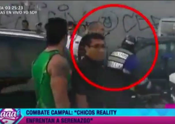 ¡No es bacán! Combatientes se enfrentaron a Serenazgo en plena calle - VIDEO